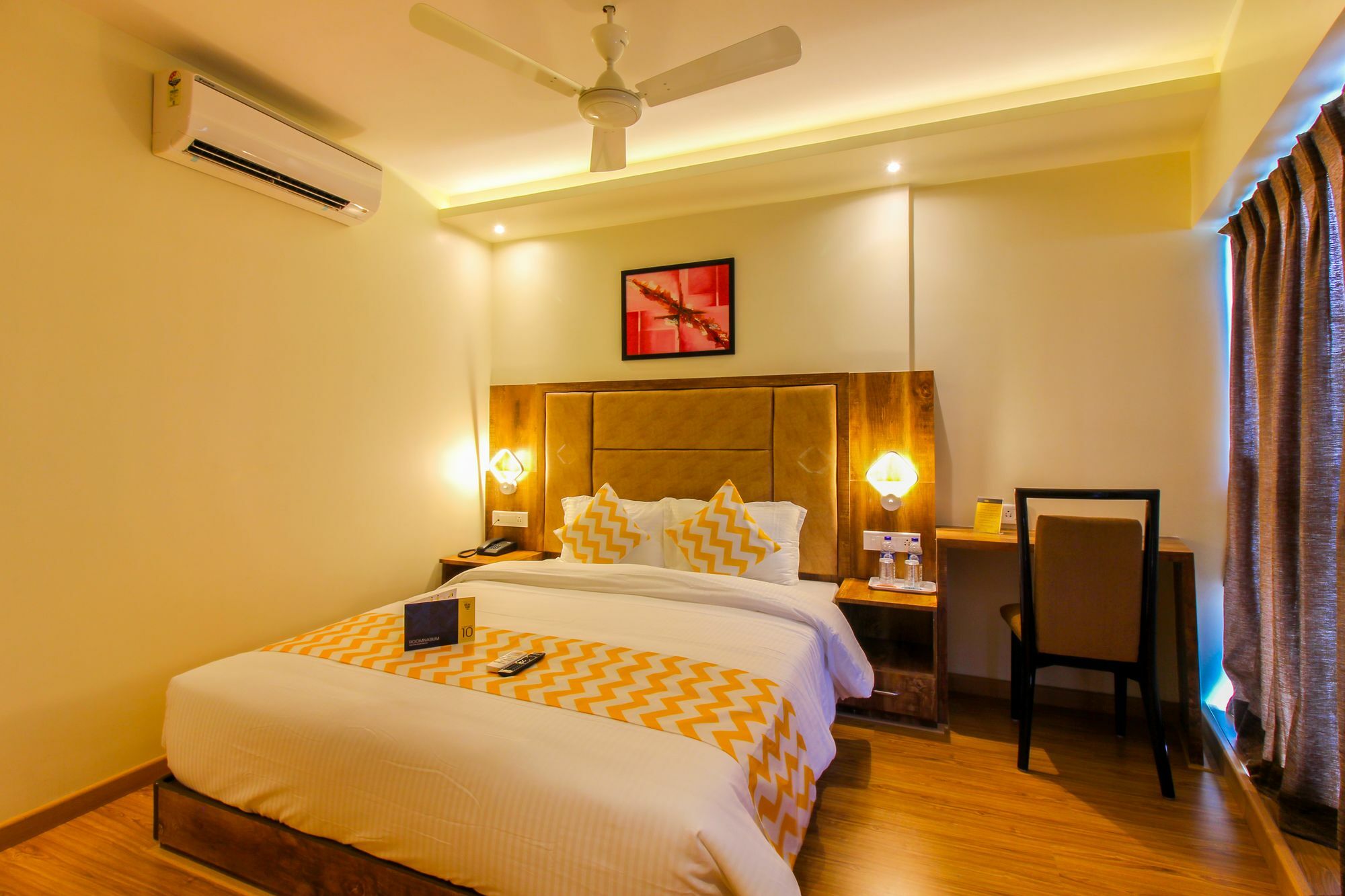 Fluorescent By Bizzgrow Hotels International Airport - Formerly Known As Byaris International Bombay Extérieur photo