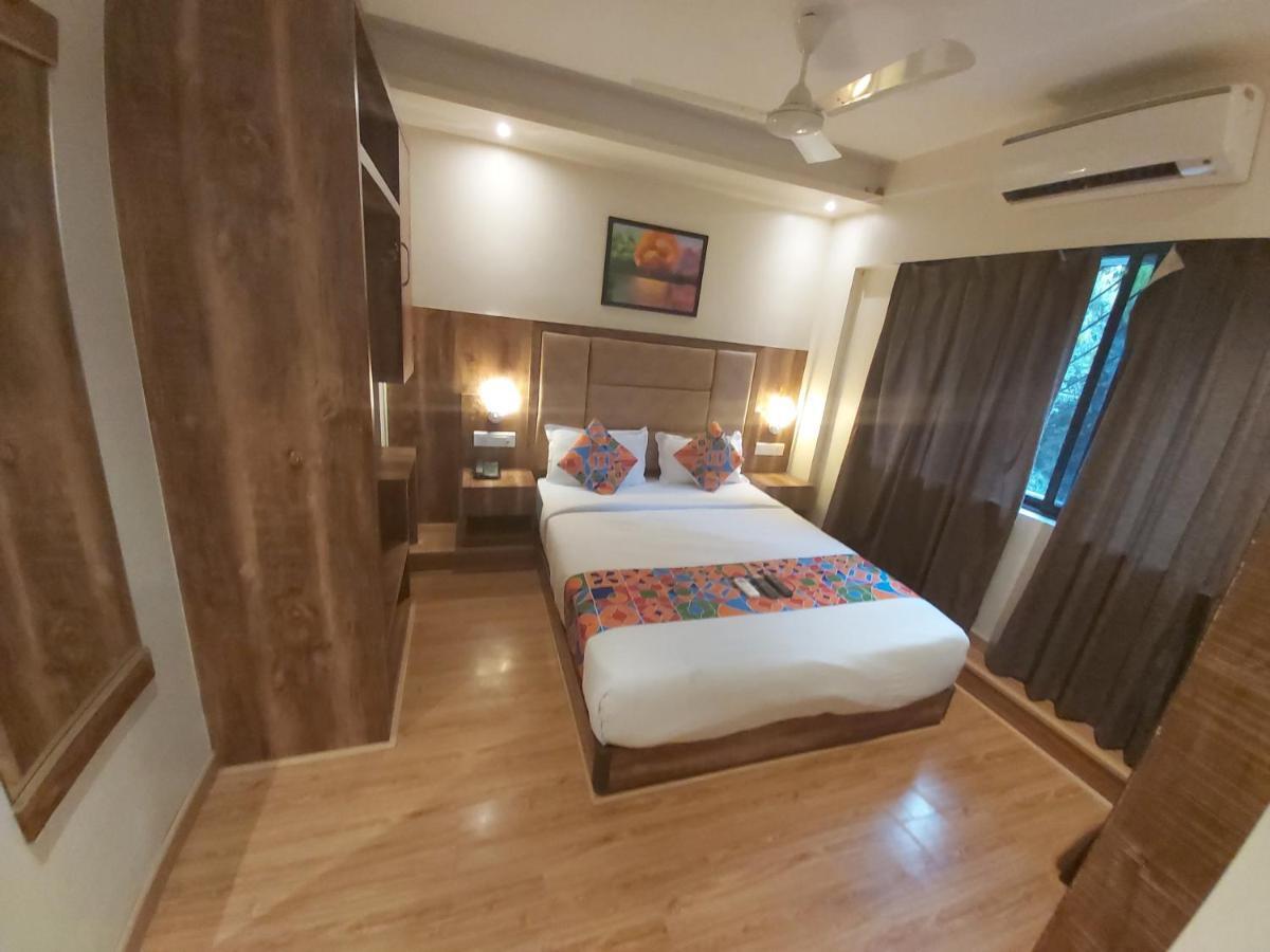Fluorescent By Bizzgrow Hotels International Airport - Formerly Known As Byaris International Bombay Extérieur photo