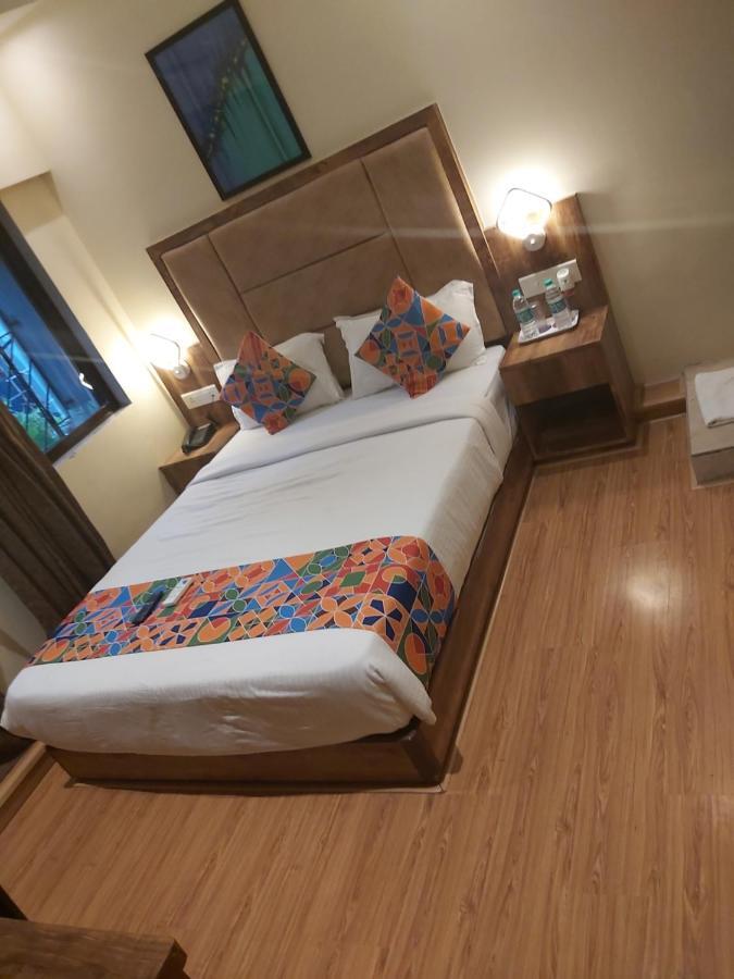 Fluorescent By Bizzgrow Hotels International Airport - Formerly Known As Byaris International Bombay Extérieur photo