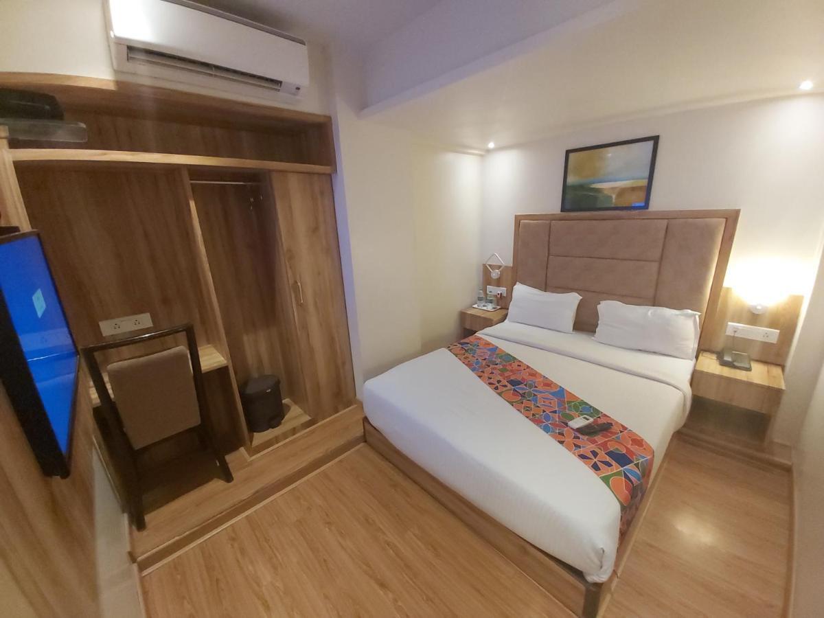 Fluorescent By Bizzgrow Hotels International Airport - Formerly Known As Byaris International Bombay Extérieur photo