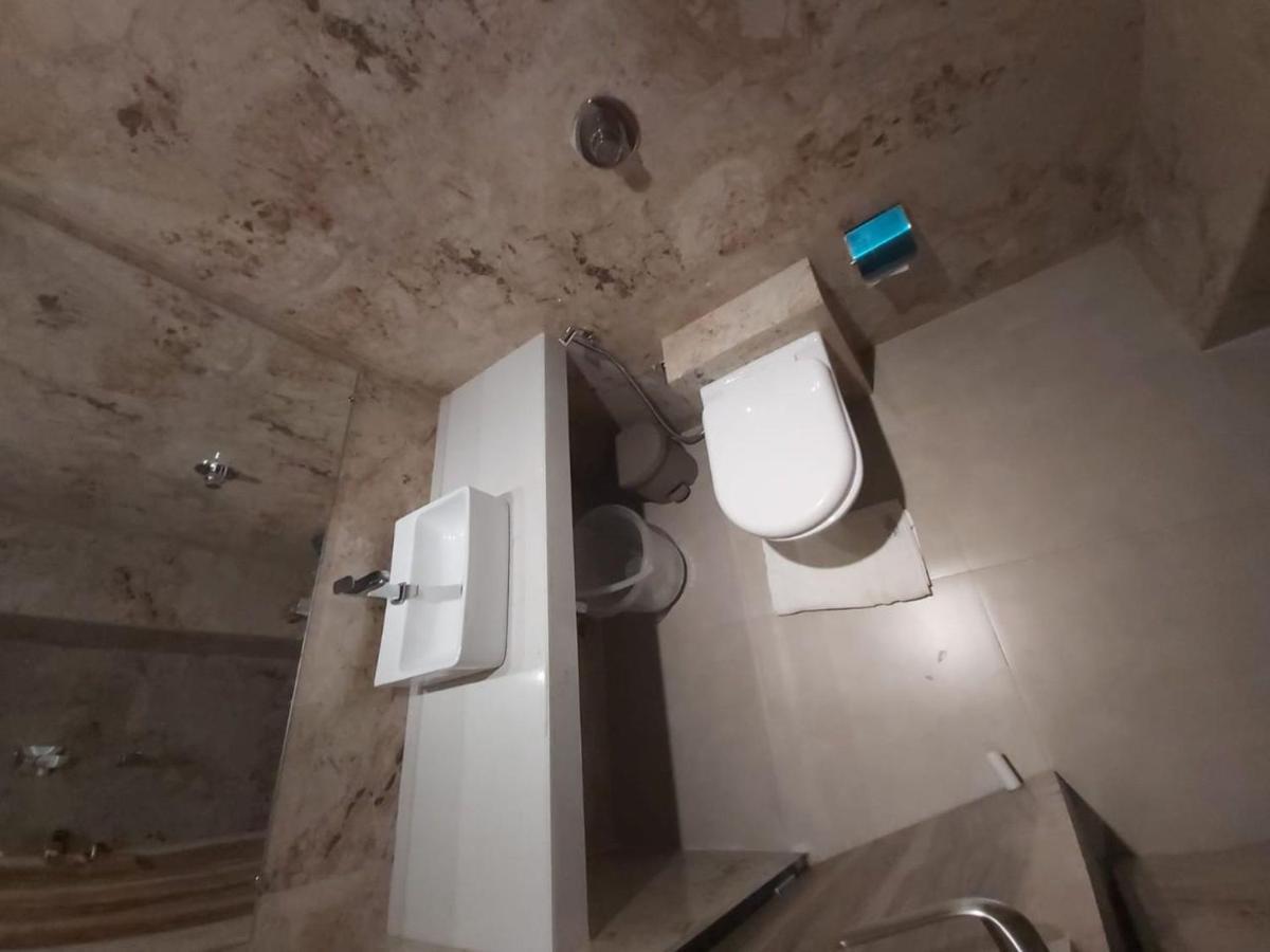 Fluorescent By Bizzgrow Hotels International Airport - Formerly Known As Byaris International Bombay Extérieur photo